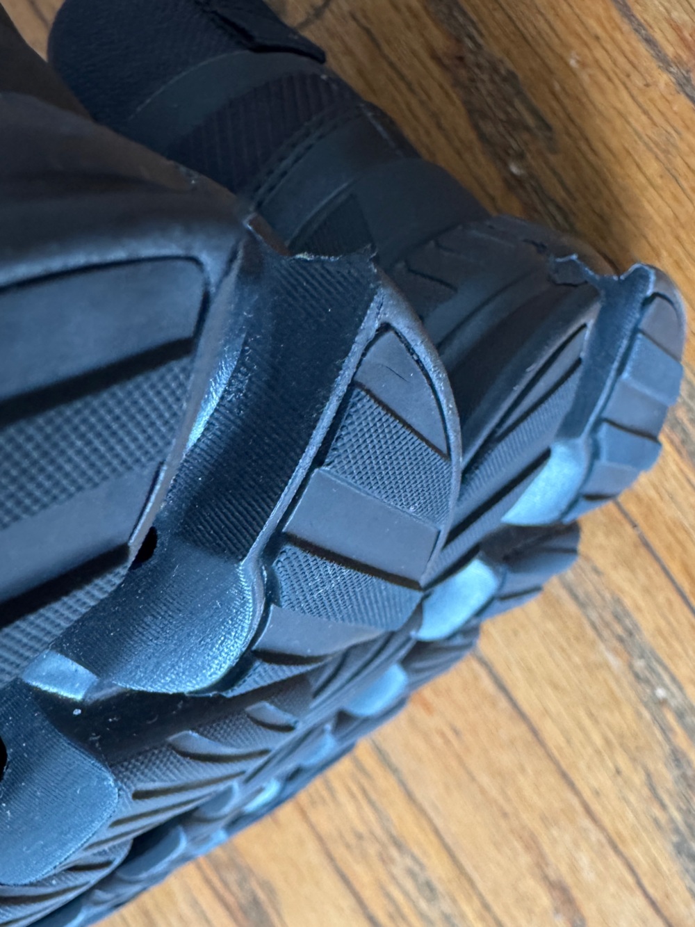 On Cloud Hi Waterproof - All Black High Top Sneakers - Women's 9.5 - Picture 11 of 11